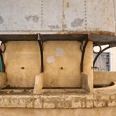 Al Truogolo Ii Oltre L'arco Di Via Balbi Apartmán Janov